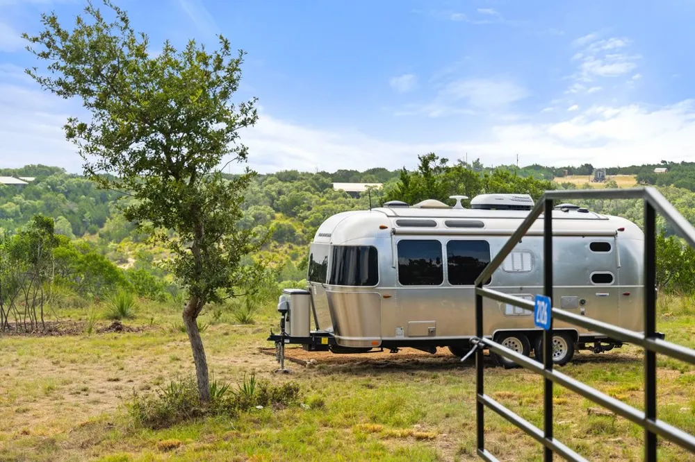 2126 Hidden Valley Ranch Road Johnson City, TX 78636