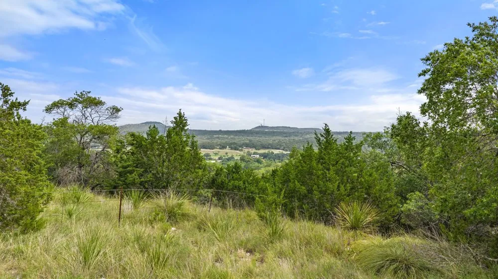 2126 Hidden Valley Ranch Road Johnson City, TX 78636