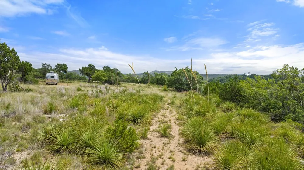2126 Hidden Valley Ranch Road Johnson City, TX 78636