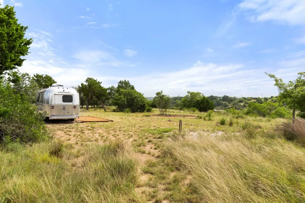 2126 Hidden Valley Ranch Road Johnson City, TX 78636