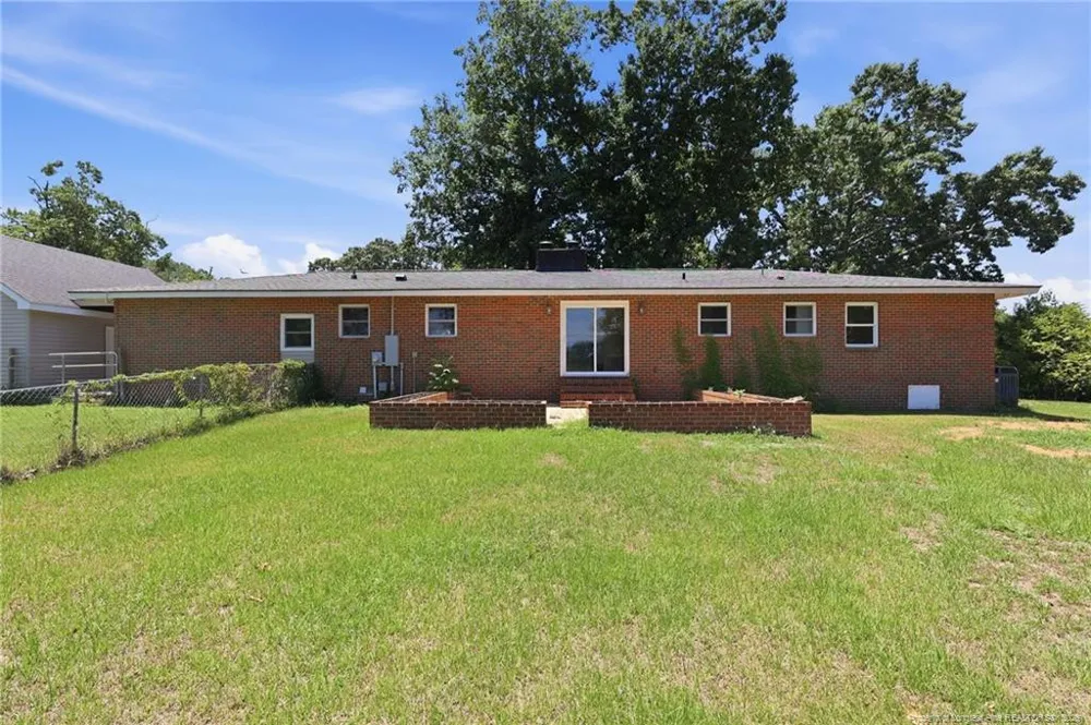 327 NC 24 Cameron, NC 28326