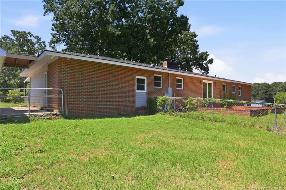 327 NC 24 Cameron, NC 28326