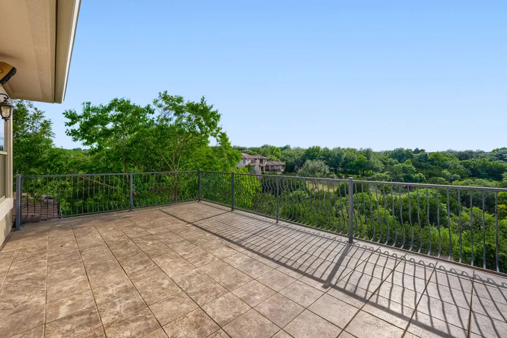 701 Hurst Creek Road Lakeway, TX 78734
