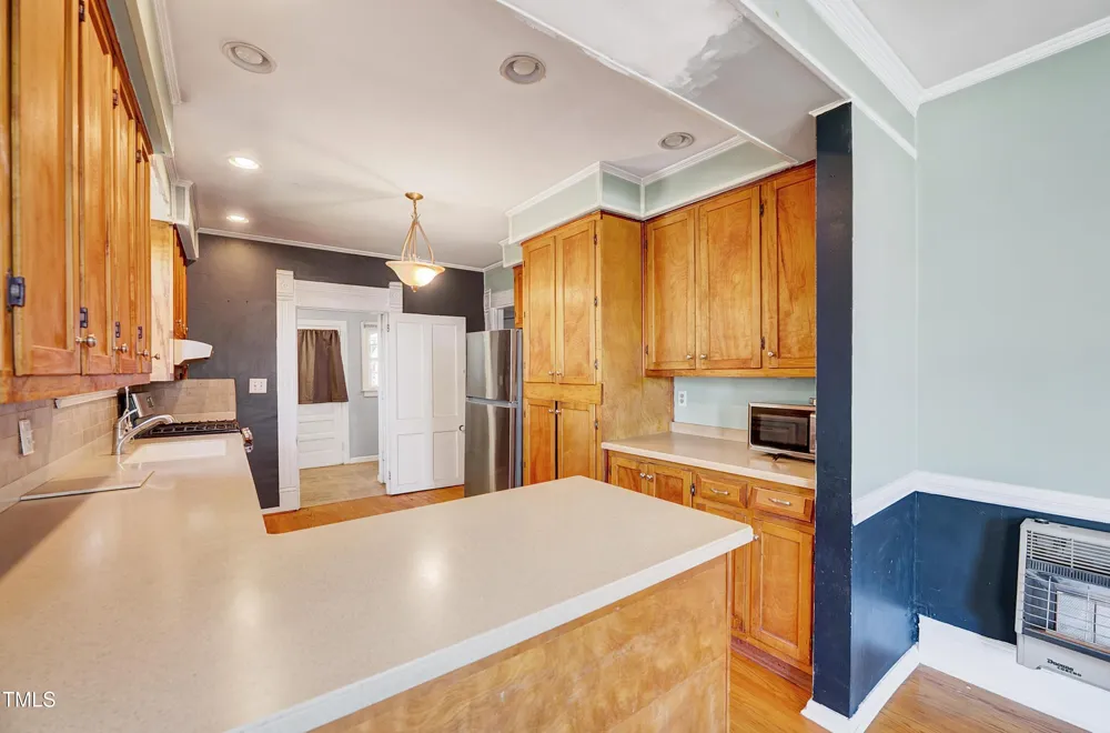 300 E 2nd Street Kenly, NC 27542