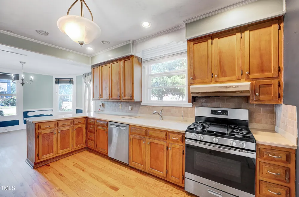 300 E 2nd Street Kenly, NC 27542