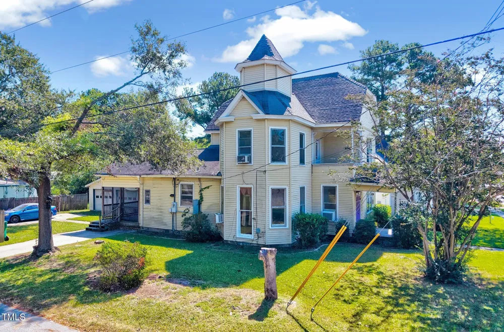 300 E 2nd Street Kenly, NC 27542
