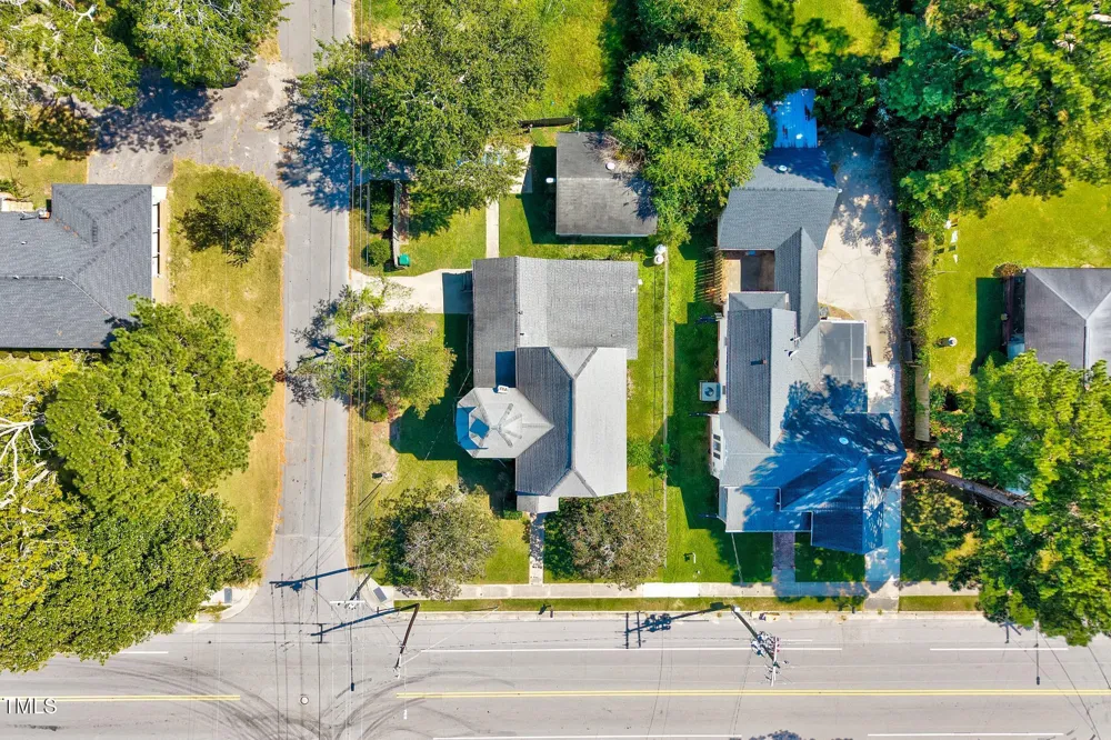 300 E 2nd Street Kenly, NC 27542