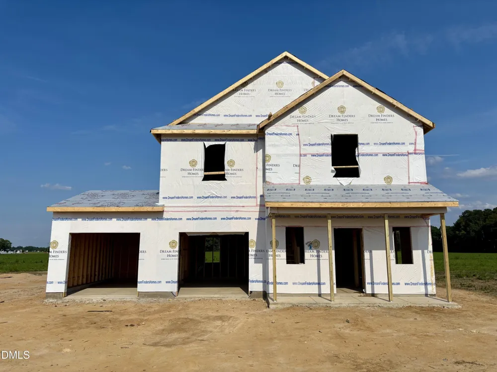 202 Piper Pointe Drive Pikeville, NC 27863