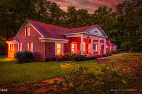 1595 North Moore Road