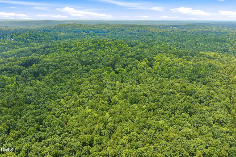 748 Valley Lane Pittsboro, NC 27312