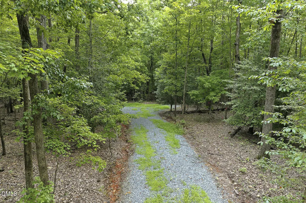 748 Valley Lane Pittsboro, NC 27312