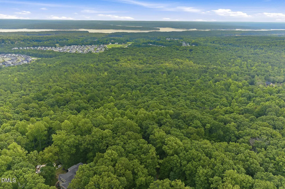 748 Valley Lane Pittsboro, NC 27312