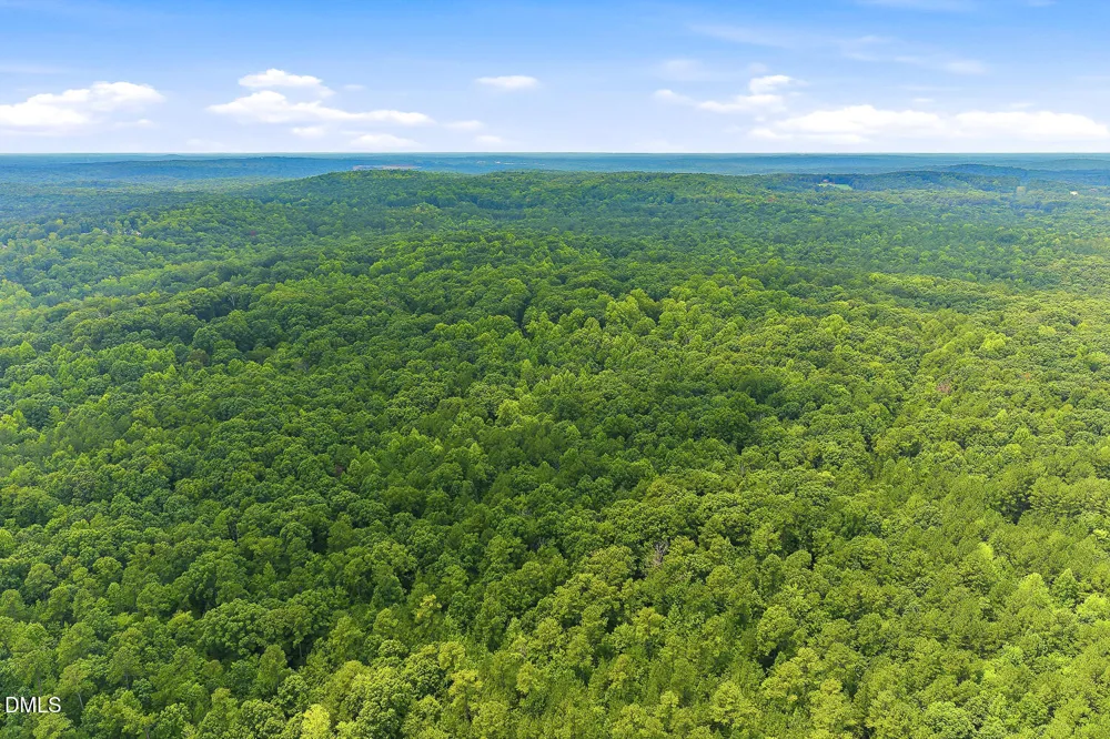 748 Valley Lane Pittsboro, NC 27312