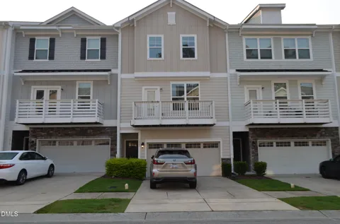 1021 Diamond Dove Lane