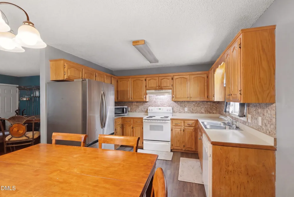 106 Arlington Avenue Jonesville, NC 28642