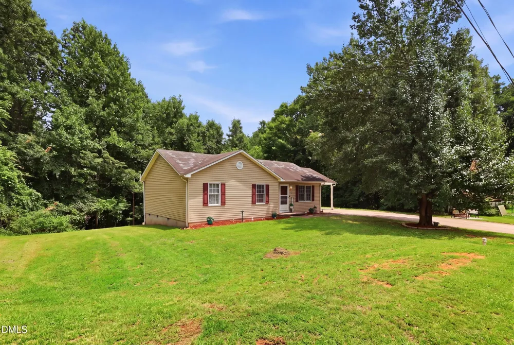 106 Arlington Avenue Jonesville, NC 28642
