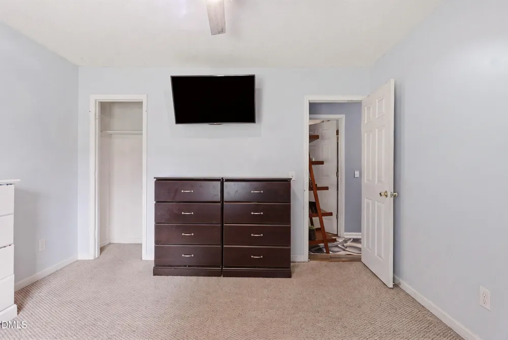 106 Arlington Avenue Jonesville, NC 28642