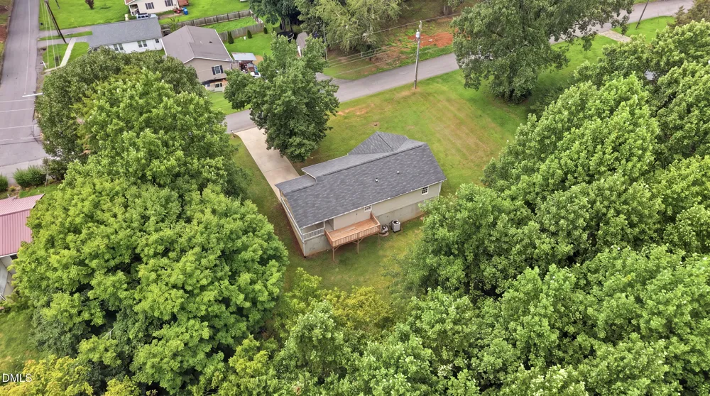 106 Arlington Avenue Jonesville, NC 28642