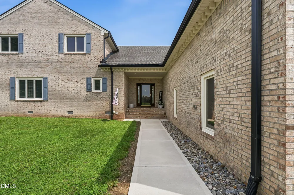 1978 W Castalia Road Nashville, NC 27856