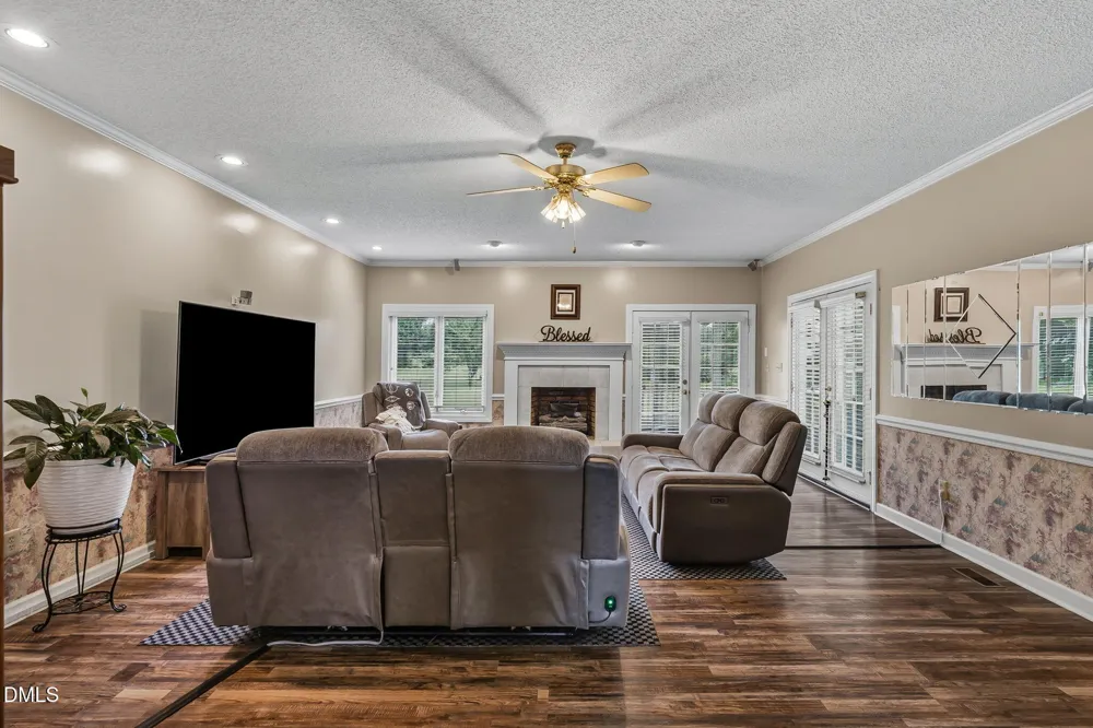1978 W Castalia Road Nashville, NC 27856