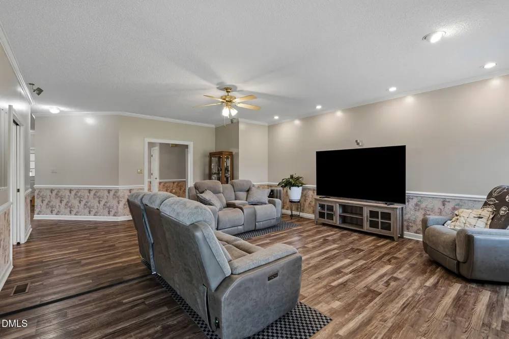 1978 W Castalia Road Nashville, NC 27856