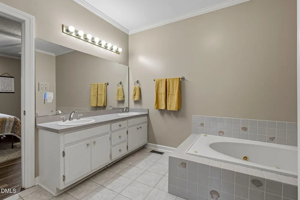1978 W Castalia Road Nashville, NC 27856