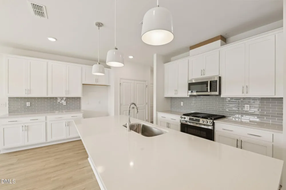 2800 Quarry Road #184 Rolesville, NC 27571