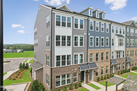 417 Grove Overlook Lane #200