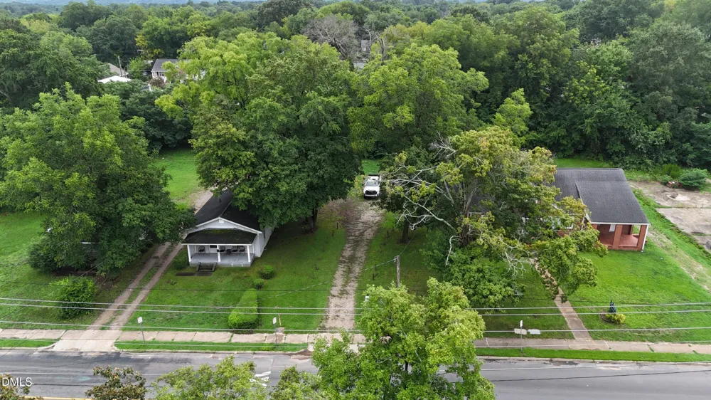 1412 Oakwood Avenue Raleigh, NC 27610