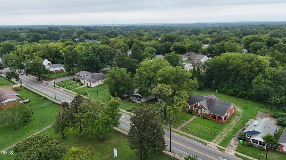1412 Oakwood Avenue Raleigh, NC 27610
