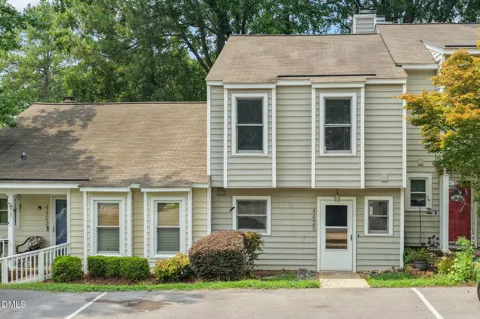 4425 Roller Court