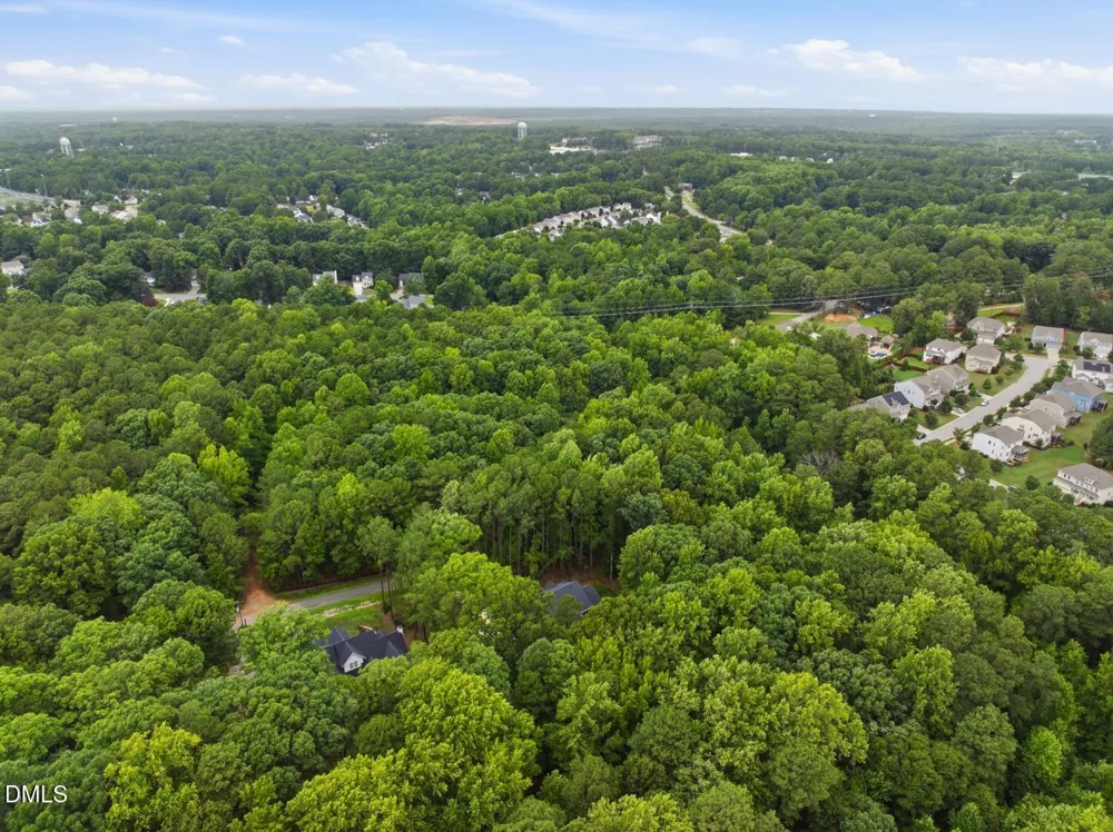 796 Estes Lane Holly Springs, NC 27540