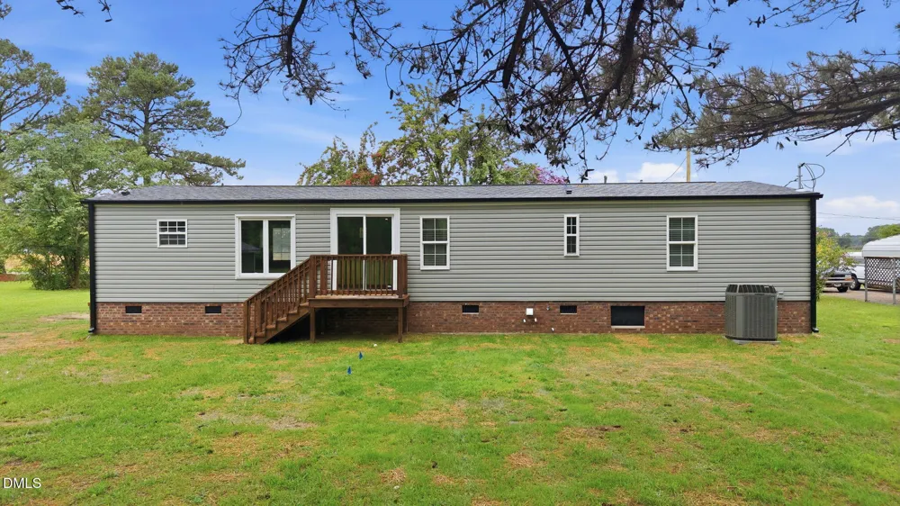 9111 Pace Road Bailey, NC 27807