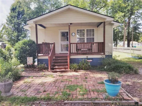 309 Howard Street