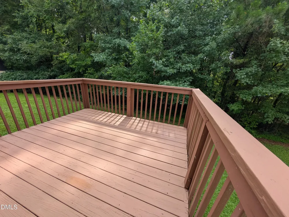 1039 Laurel Leaf Road Zebulon, NC 27597