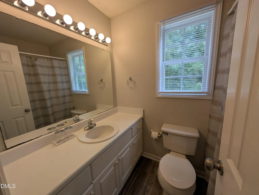 1039 Laurel Leaf Road Zebulon, NC 27597