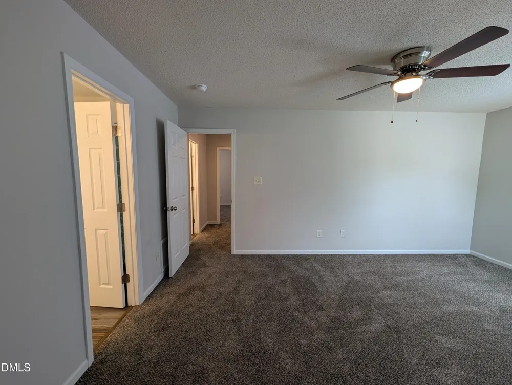 1039 Laurel Leaf Road Zebulon, NC 27597