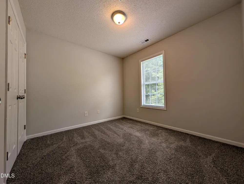 1039 Laurel Leaf Road Zebulon, NC 27597