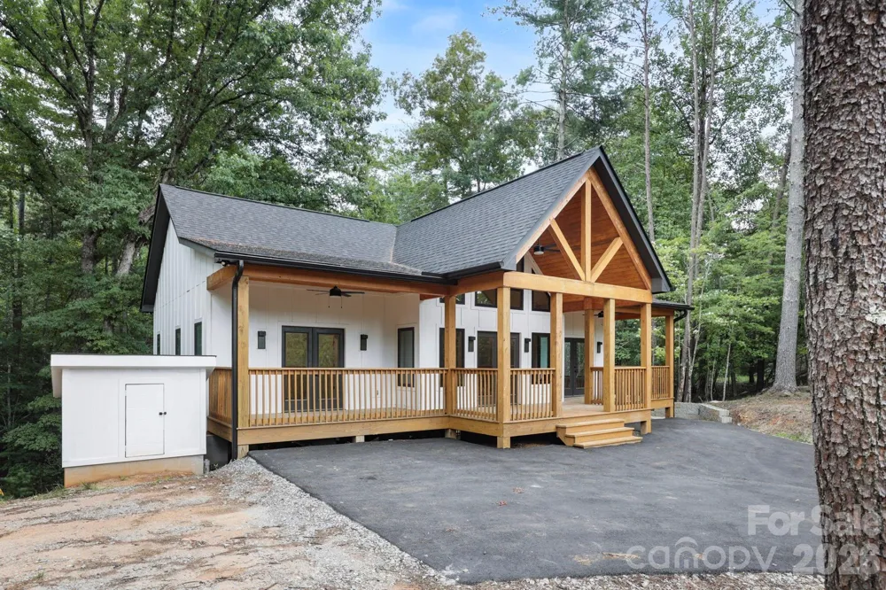 338 Hawks Terrace Lake Lure, NC 28746