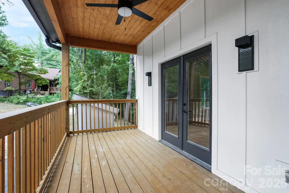 338 Hawks Terrace Lake Lure, NC 28746