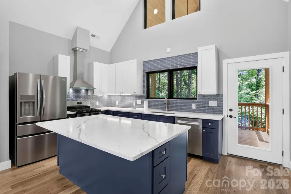 338 Hawks Terrace Lake Lure, NC 28746