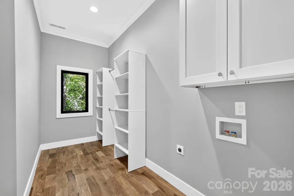 338 Hawks Terrace Lake Lure, NC 28746