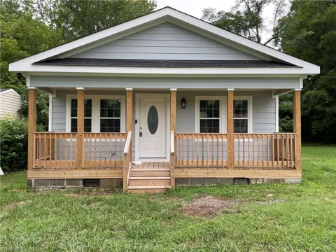 513 W Dameron Avenue