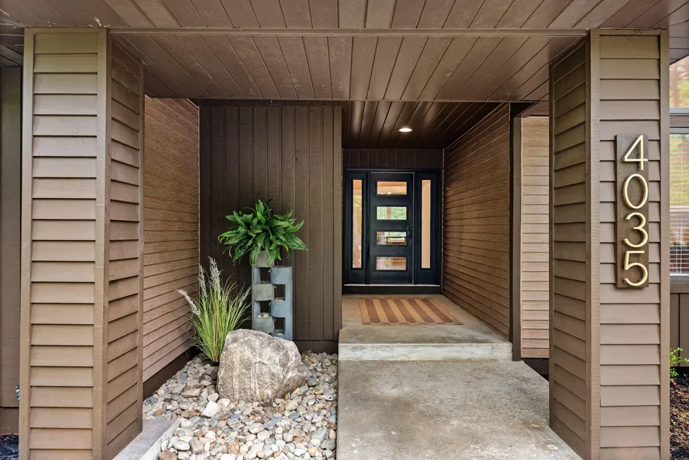 4035 Choctaw Trail New Buffalo, MI 49117
