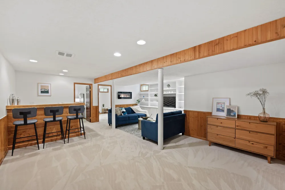 4035 Choctaw Trail New Buffalo, MI 49117