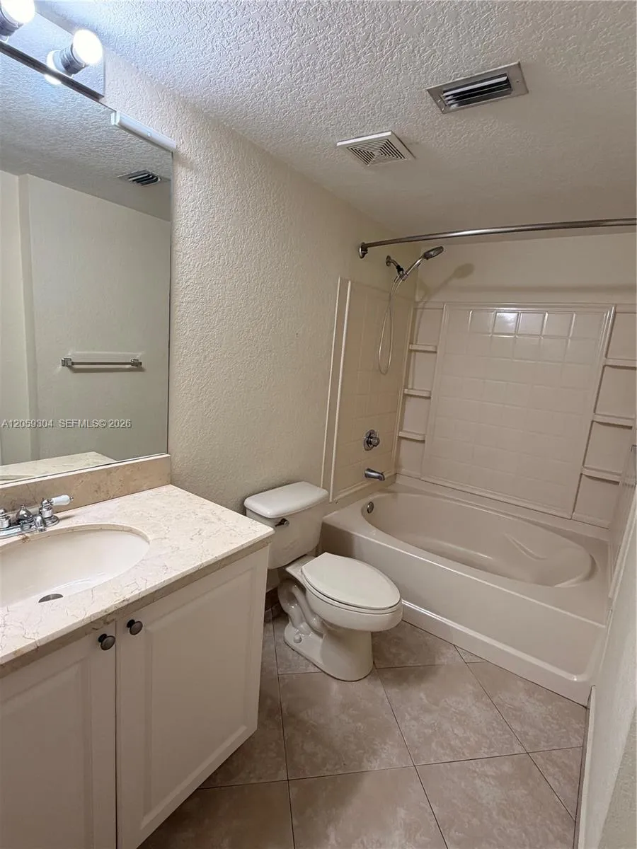 6640 W Sample Rd #6640 Coral Springs, FL 33067