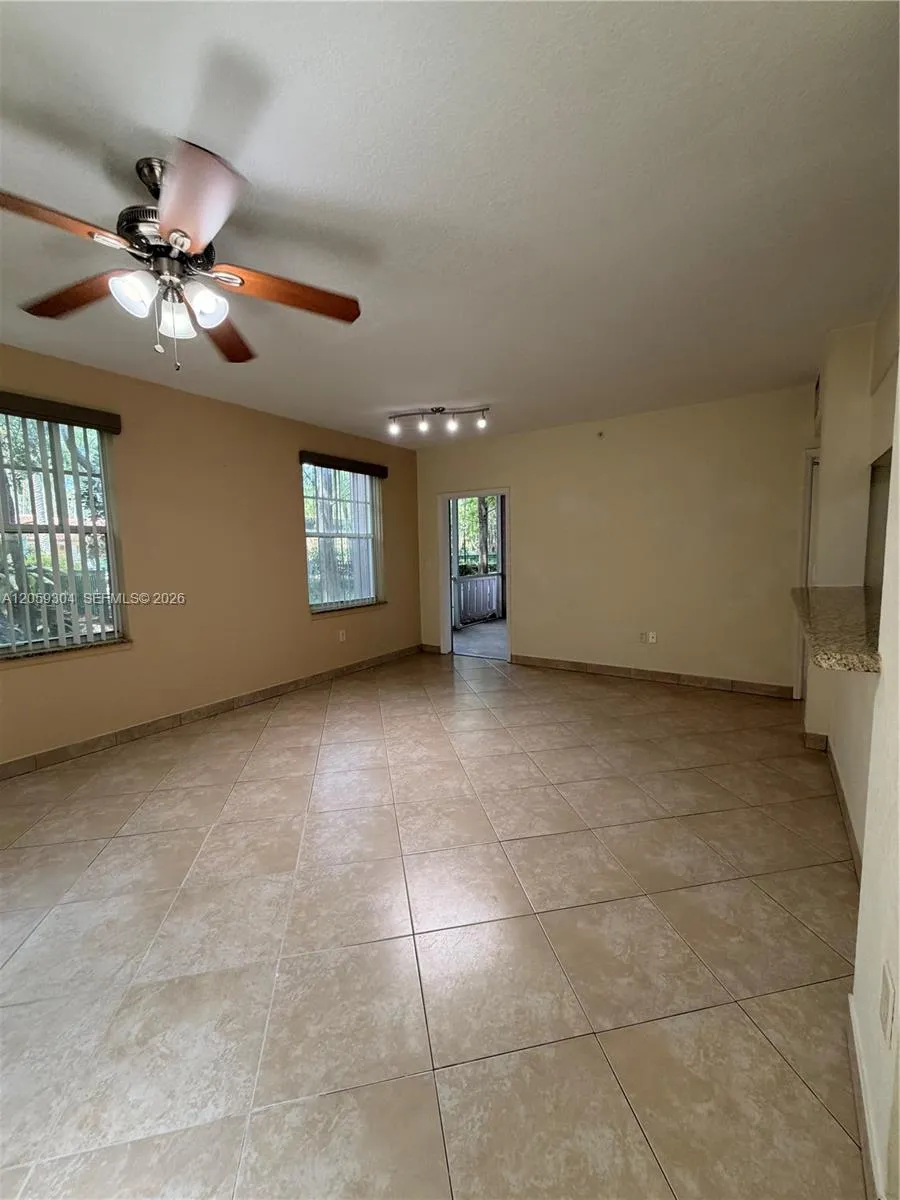 6640 W Sample Rd #6640 Coral Springs, FL 33067