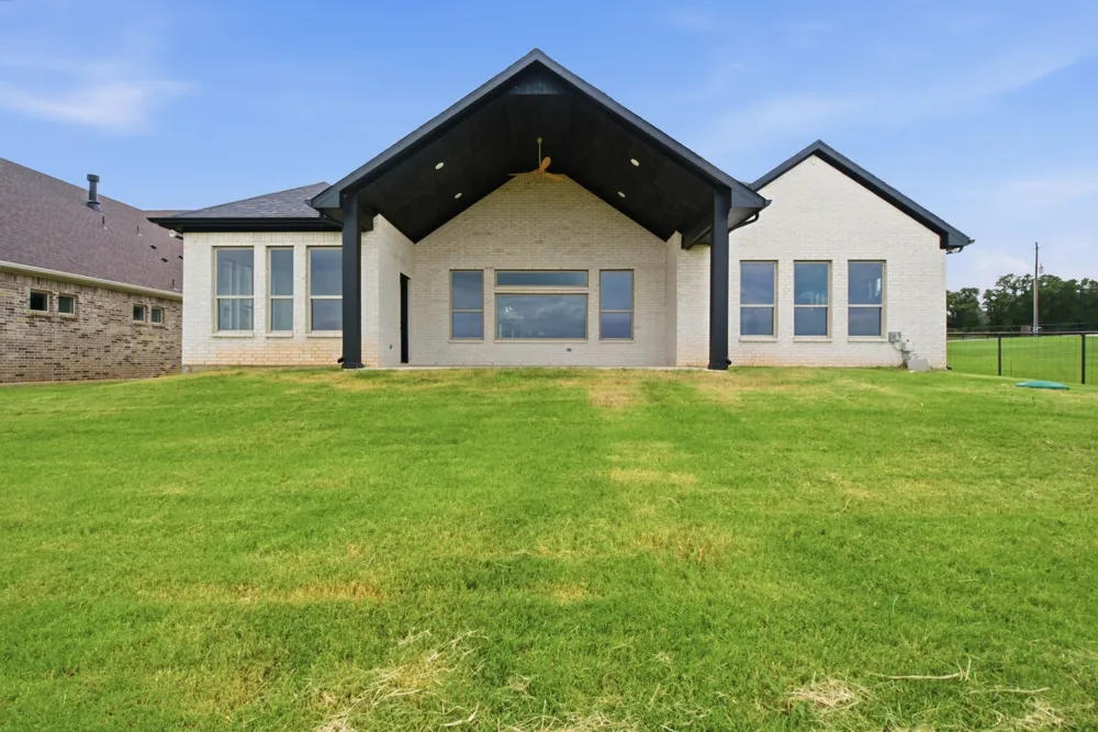 680 Jennings Lane Azle, TX 76020