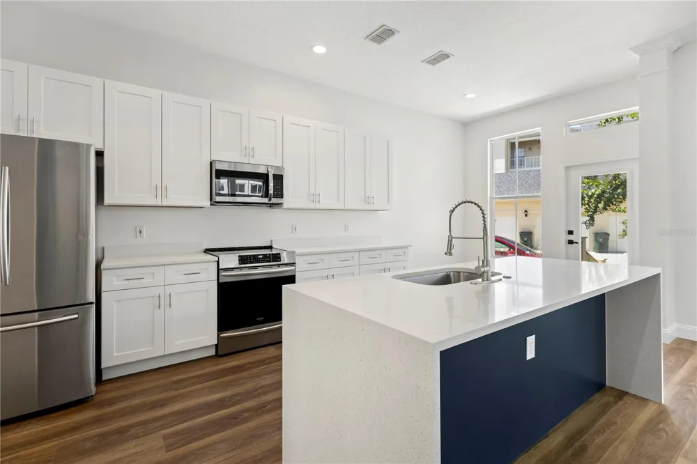 1010 PERIWINKLE COURT Celebration, FL 34747