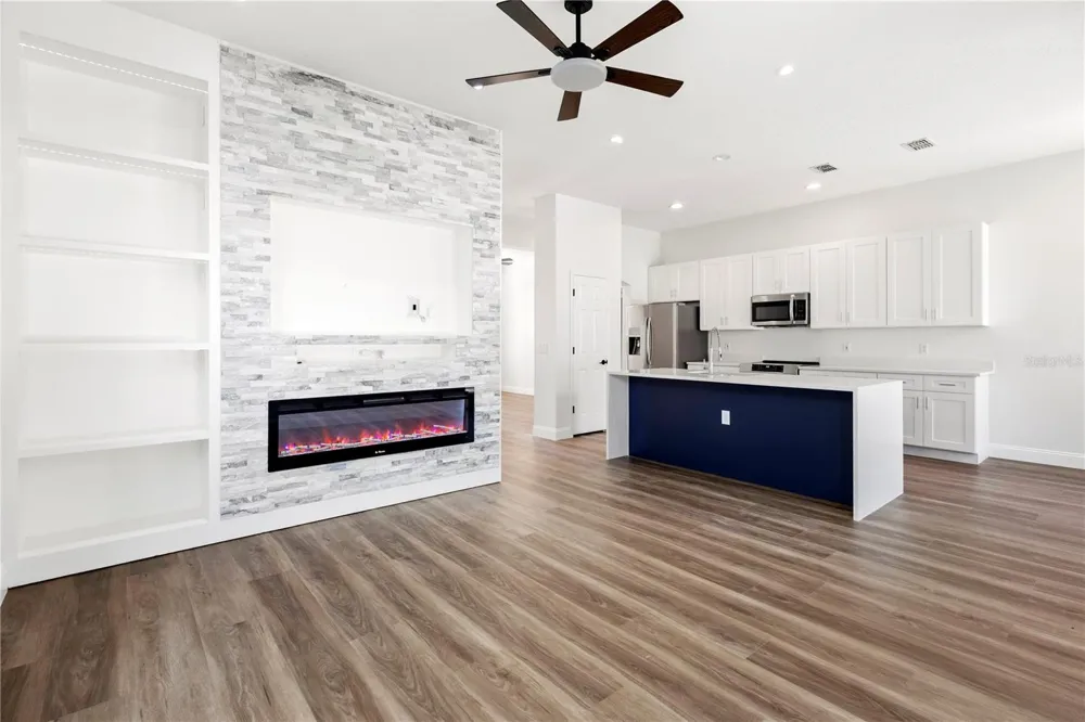 1010 PERIWINKLE COURT Celebration, FL 34747
